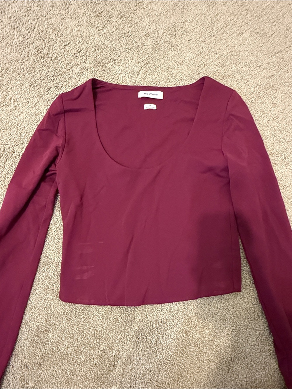 Aritzia Long Sleeve Scoop Neck Top - Wine